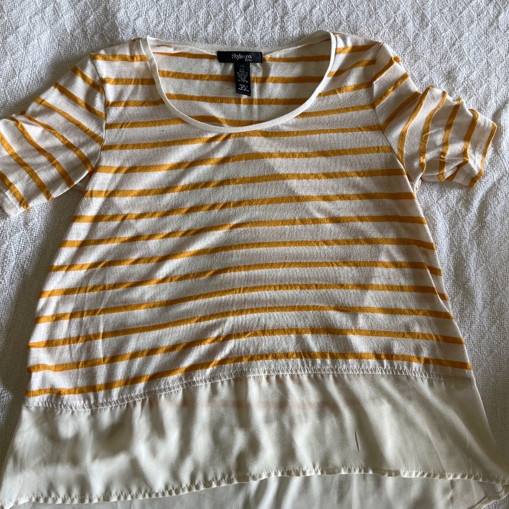 Women’s strip flow top